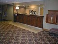 Hampton Inn- Kansas City Airport image 8