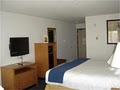 Holiday Inn Express Hotel & Suites Carlsbad image 9