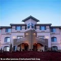 Holiday Inn Express Hotel & Suites Marina image 1