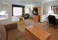Holiday Inn Express & Suites Elk Grove-Sacramento image 7