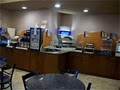 Holiday Inn Express & Suites image 4