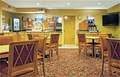 Holiday Inn Express image 6