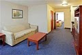 Holiday Inn Express image 9