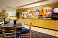 Holiday Inn Express image 10