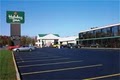 Holiday Inn Hotel Johnstown-Gloversville logo