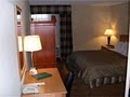 Holiday Inn Hotel York-I-80 image 3