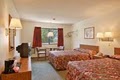 Holiday Inn Hotel York-I-80 image 9