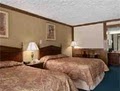 Howard Johnson Inn image 2