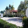 La Quinta Inn & Suites Ft. Myers - Sanibel Gateway image 2