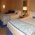 La Quinta Inn & Suites Ft. Myers - Sanibel Gateway image 9