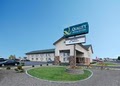 Quality Inn & Suites logo