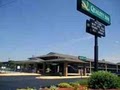Quality Inn image 8
