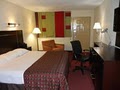 RED ROOF INN image 8