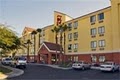 Red Roof Inn image 5