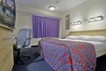 Red Roof Inn image 10