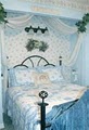 Restful Nest on the Rogue - Bed and  Breakfast image 5