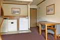 Super 8 Youngstown/ Austintown OH Hotel image 6