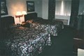 Airport Inn & Suites image 7