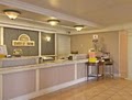 Days Inn image 5