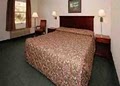 Econo Lodge Crystal Coast image 8