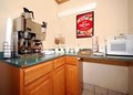 Econo Lodge East image 3