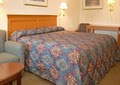 Econo Lodge image 3