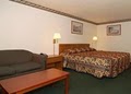 Econo Lodge image 4