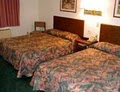 Econo Lodge image 7