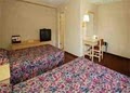 Econo Lodge image 7