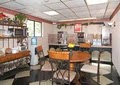 Econo Lodge image 7