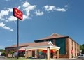 Econo Lodge image 8