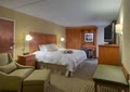 Hampton Inn Wheeling image 4