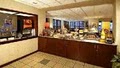 Hampton Inn Wilmington/Newak image 10