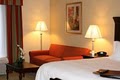 Hampton Inn and Suites Huntsville - Hampton Cove image 7