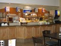 Holiday Inn Express Hotel And Suites image 7