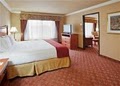 Holiday Inn Express Hotel & Suites image 9