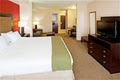 Holiday Inn Express Hotel Washington DC - National Arboretum image 3
