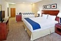 Holiday Inn Express & Suites image 10