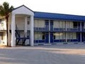 Howard Johnson Haines City FL image 9