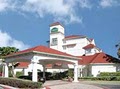 La Quinta Inn & Suites Orlando UCF image 9