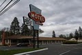 Lark Motel image 3
