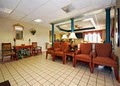 Quality Inn image 3