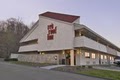 Red Roof Inn image 5
