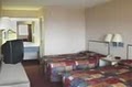 Red Roof Inn image 6