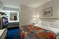 Red Roof Inn image 9