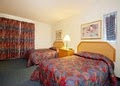 Rodeway Inn image 6