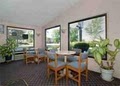 Rodeway Inn image 10