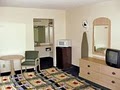 Super 8 Biloxi image 5