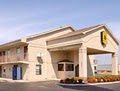 Super 8 Clarksville image 8