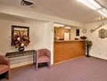 Super 8 Waverly IA Hotel image 8